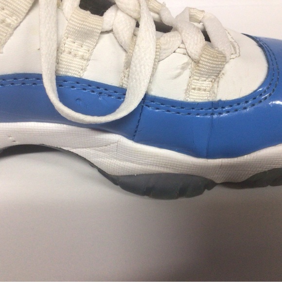 Jordan 11 Low “UNC” SIZE 8 - Picture 7 of 10
